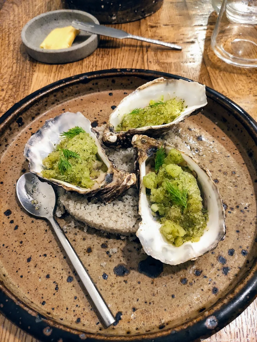 Sources Restaurant in Nantes: one of the courses of the tasting menu. Sources Restaurant in Nantes: one of the courses of the tasting menu.