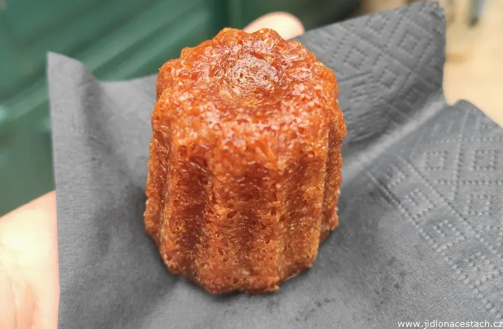 Canelé z Bordeaux
