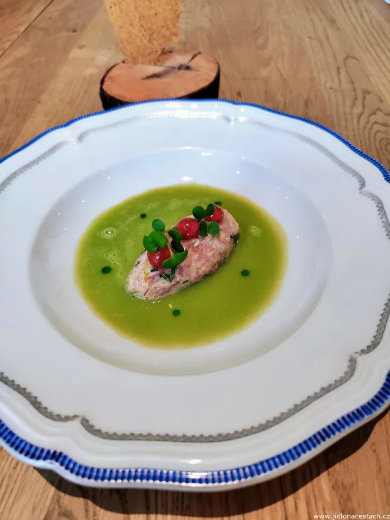 Carp tartare with cucumber soup