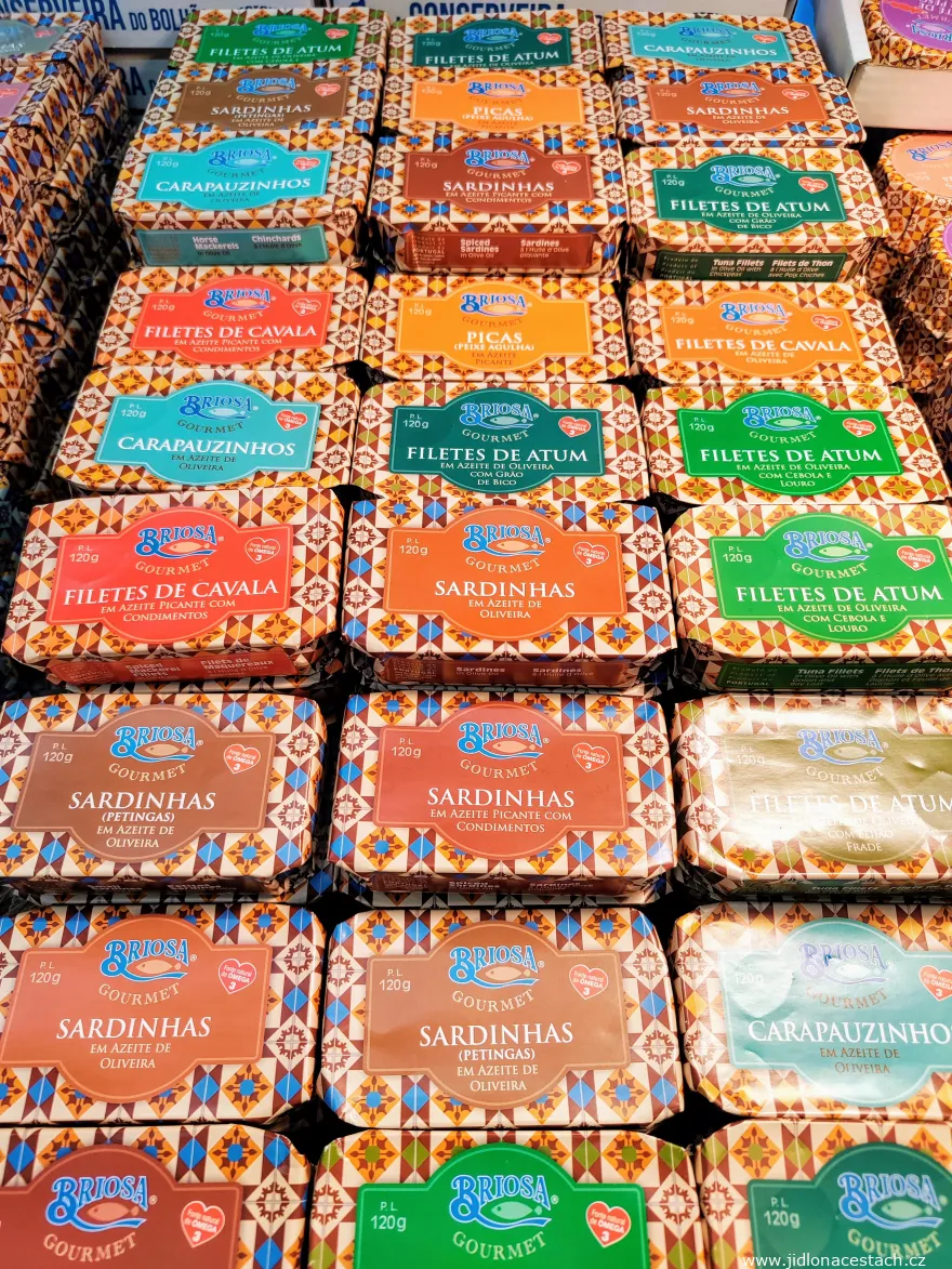Sardines offer at the market
