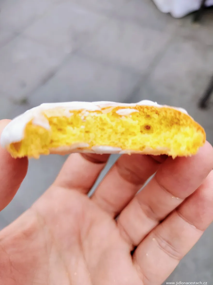 Beijinhos de Amor cookie