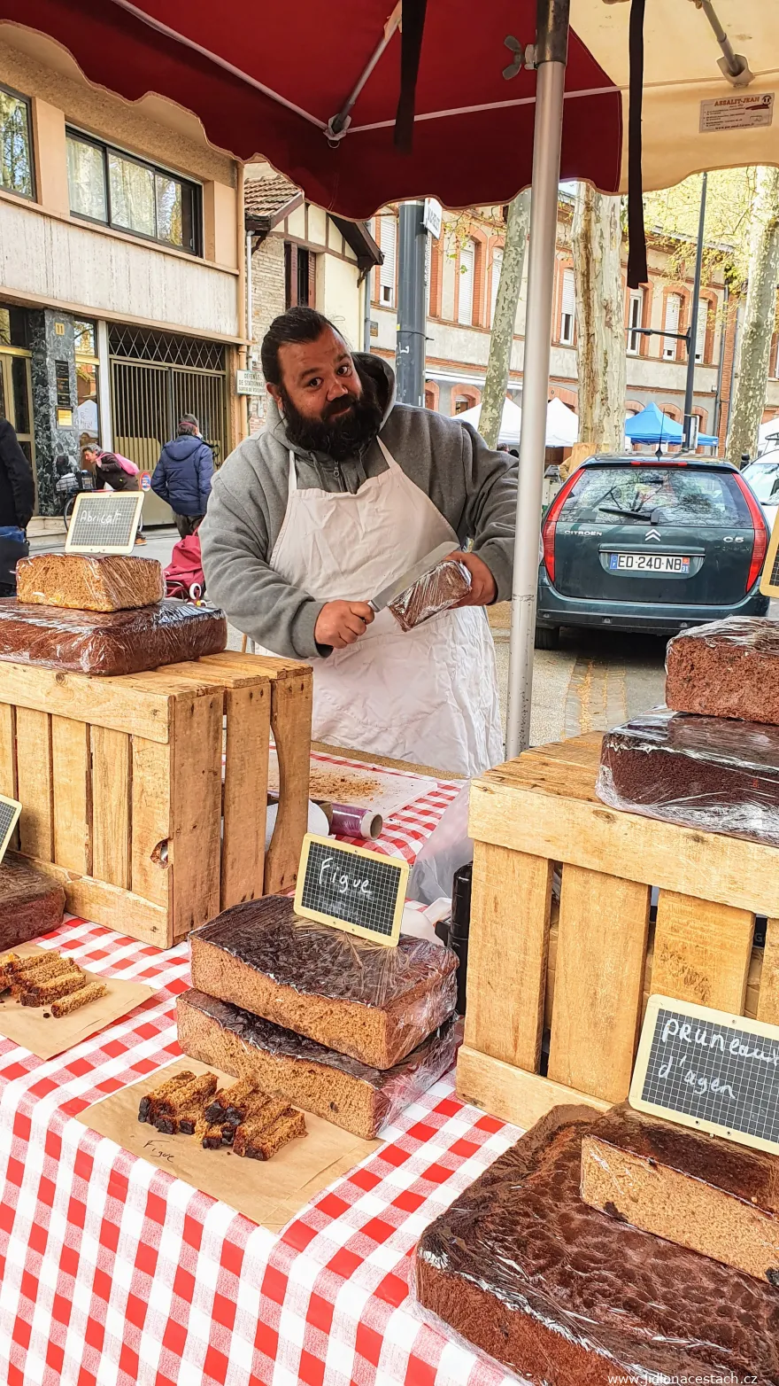 Honey bread seller Honey bread seller