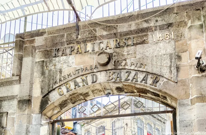Grand bazaar: největší istanbulské tržiště
