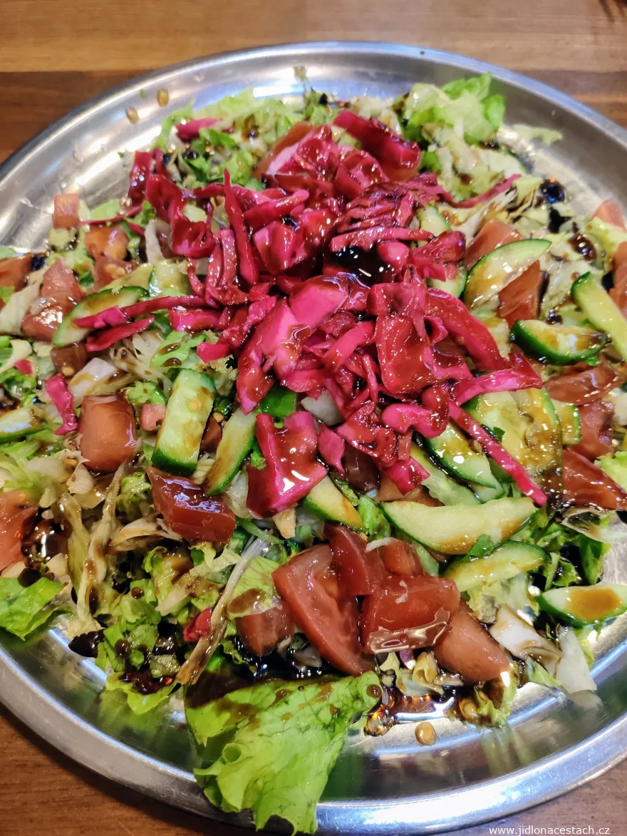 Ristorante Hayri Usta Ocakbaşı: insalata di verdure. Ristorante Hayri Usta Ocakbaşı: insalata di verdure.