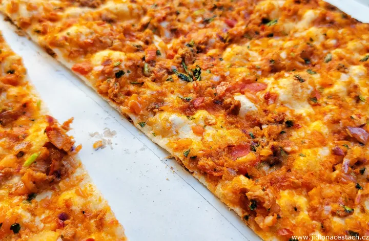 Lahmacun: chrumkavá turecká placka s mäsom