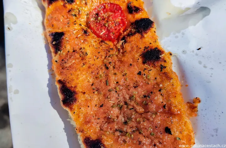 Sfincione: sicílska pizza