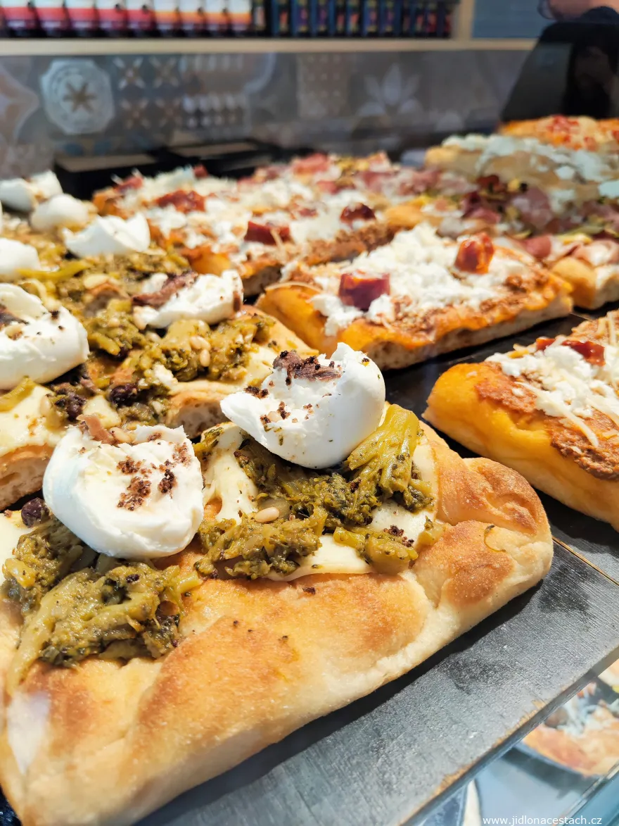 Nabídka pizzerie Timilia