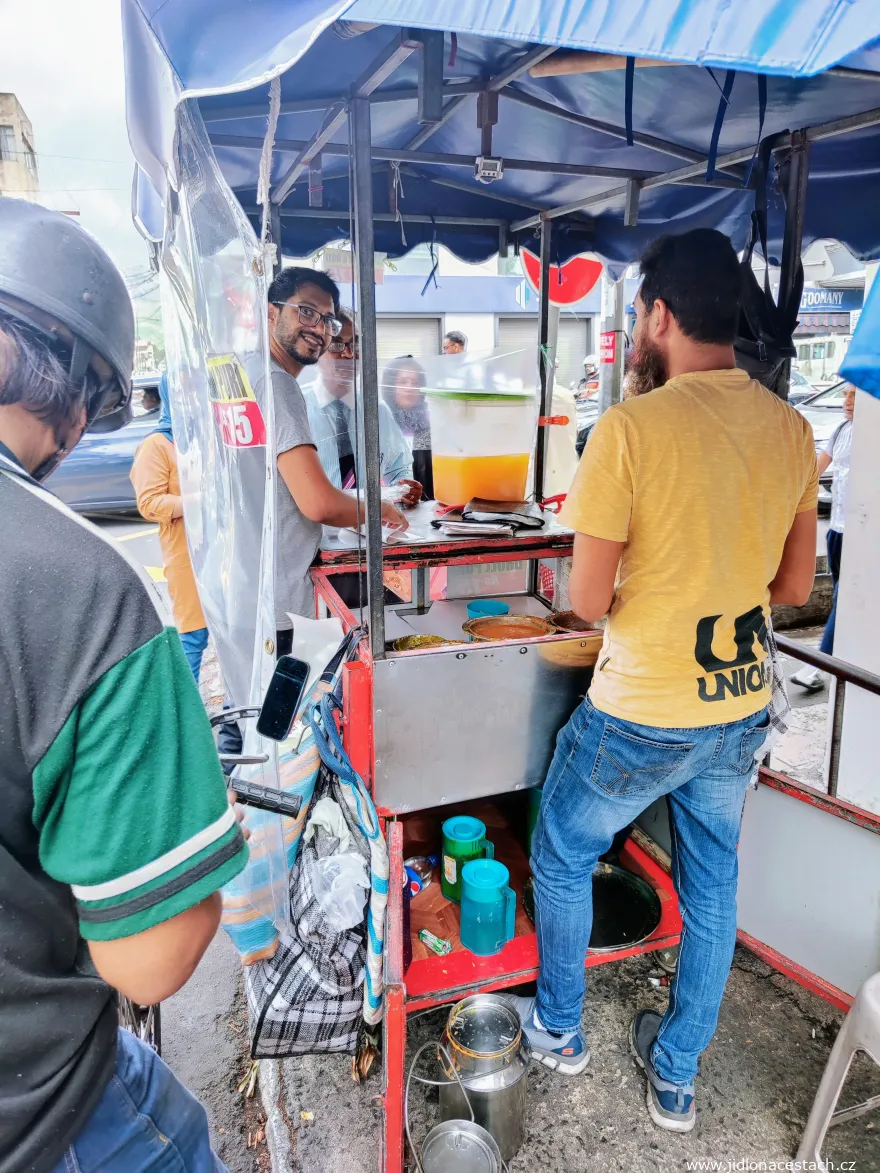Prodavač dholl puri