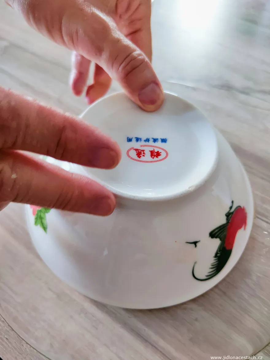 Bol renversé - pred otvorením Bol renversé - pred otvorením