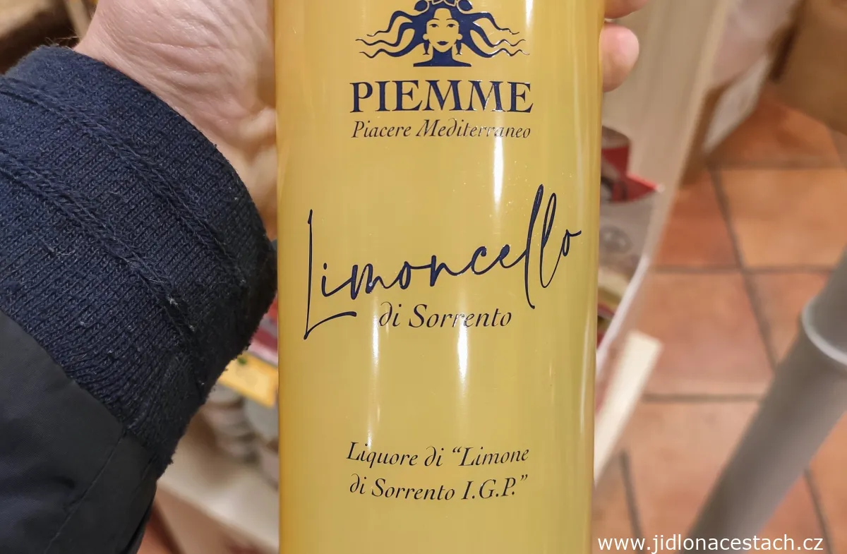 Limoncello zo Sorrenta IGP