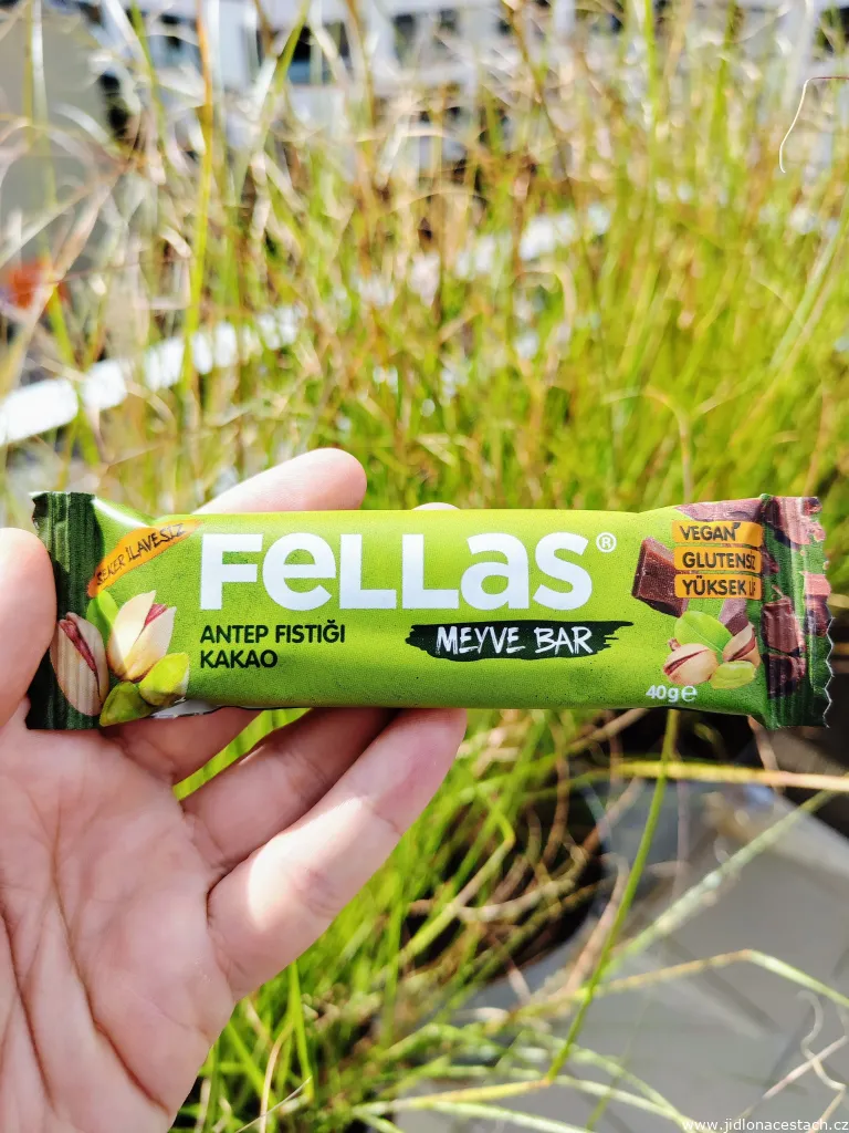 Chocolate bar with Turkish pistachios Chocolate bar with Turkish pistachios