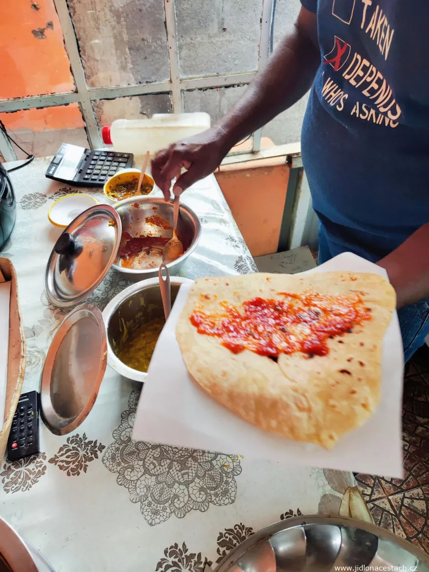 Filling of roti with vegetable mixture