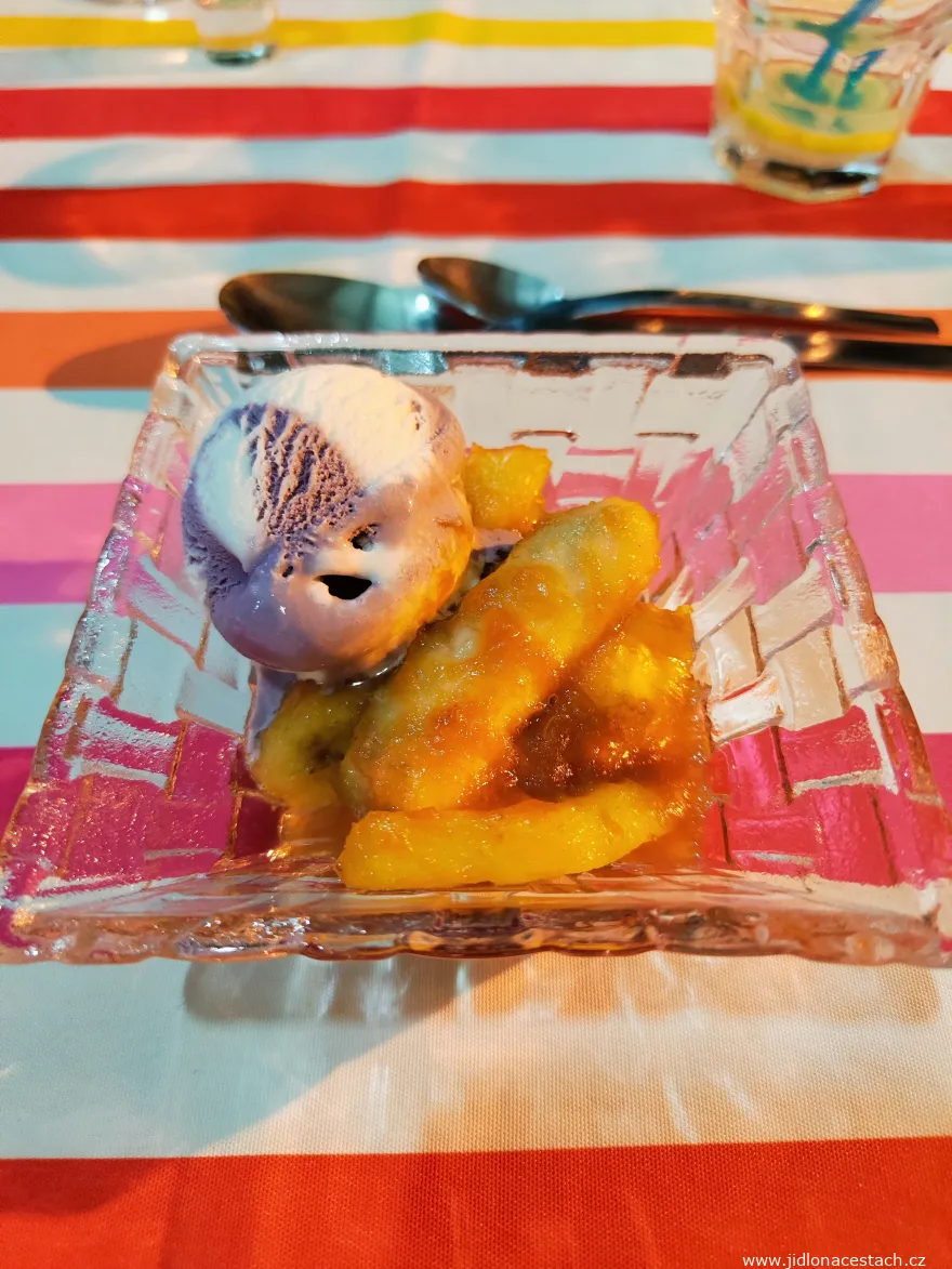 Grilled banana in rum with vanilla-lavender ice cream Grilled banana in rum with vanilla-lavender ice cream