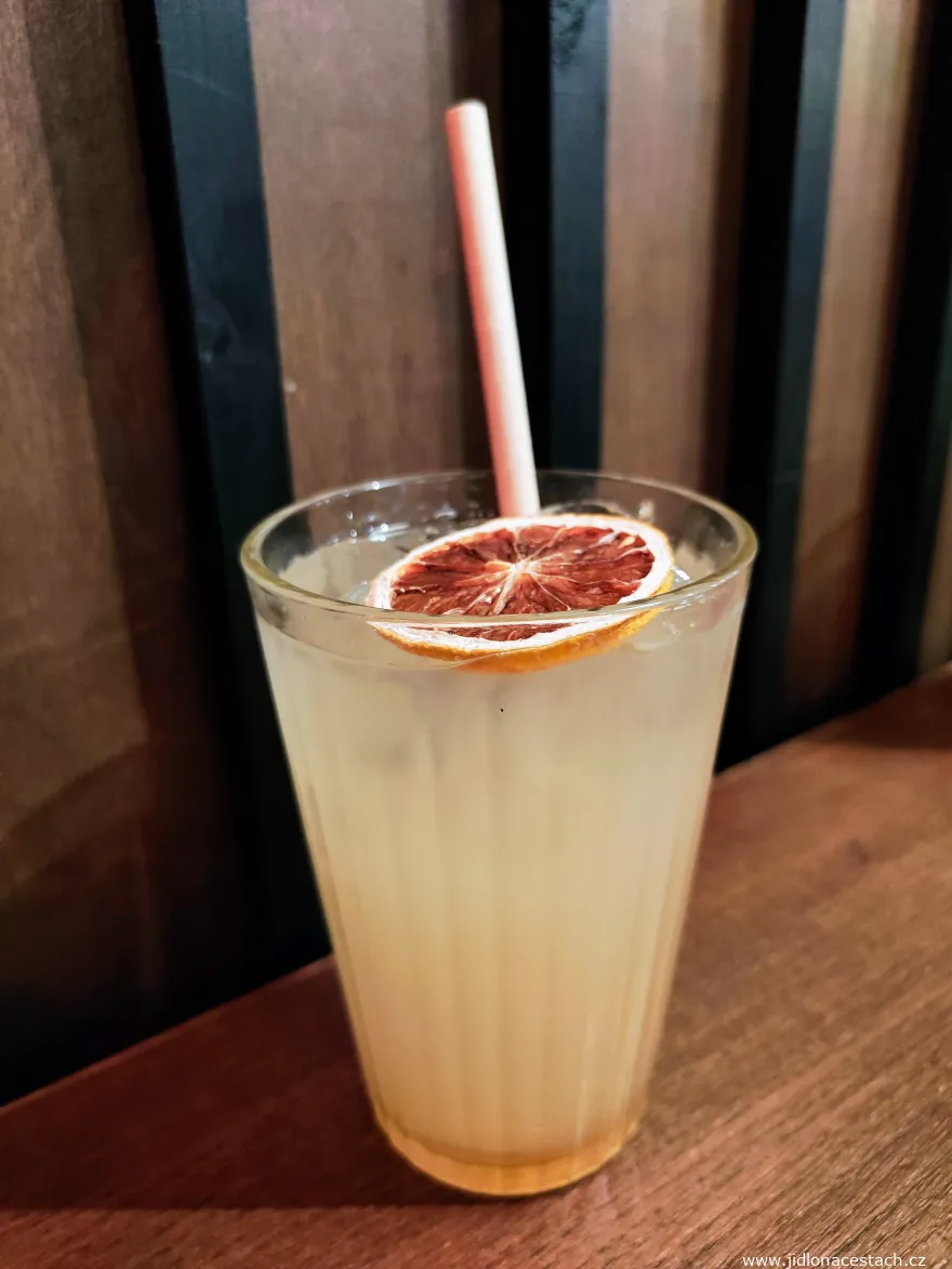 Yuzu lemonade