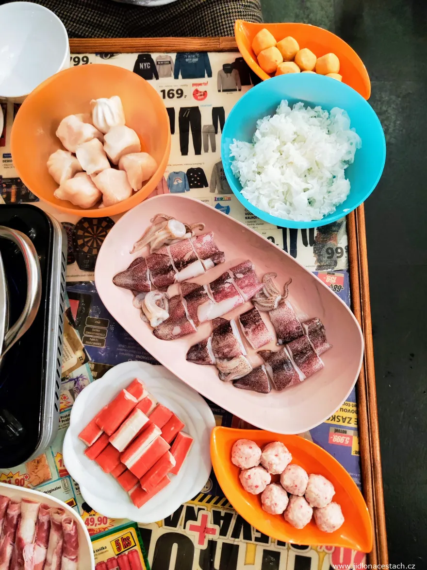 Hot pot zaměřený na ryby a plody moře
