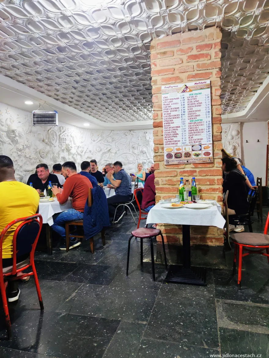 Interiér restaurace Mapshalia