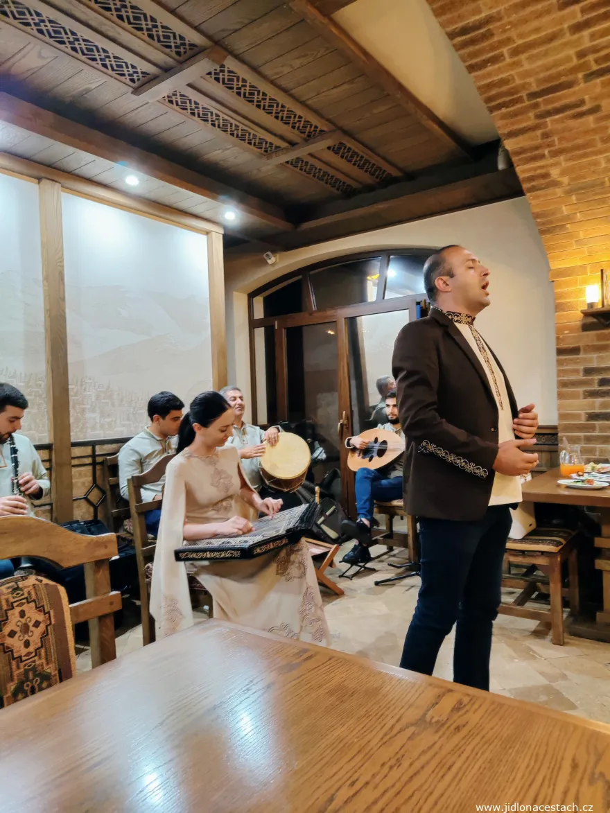 Musical performance at Tavern Yerevan Khorenatsi Musical performance at Tavern Yerevan Khorenatsi