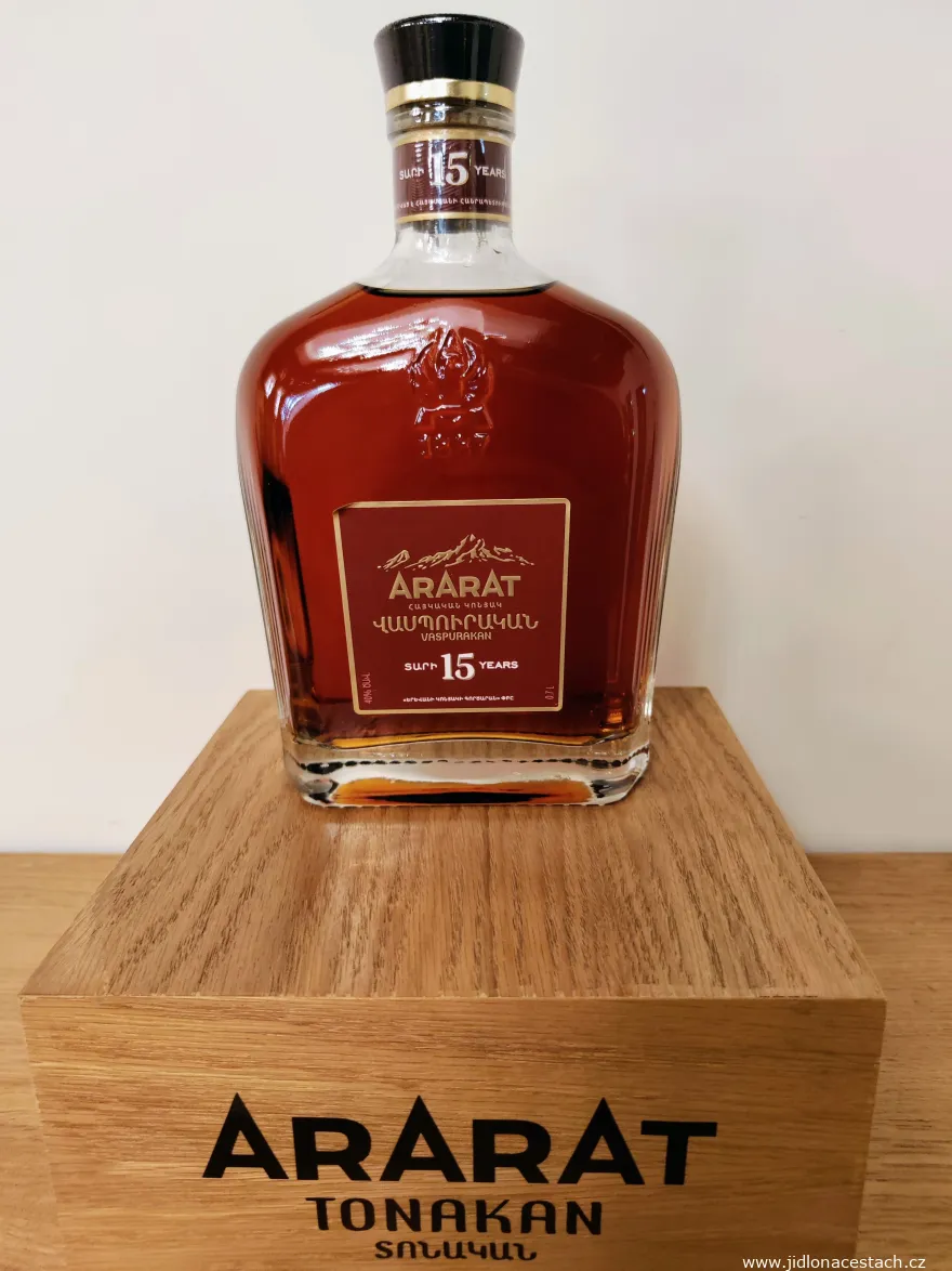 Arménská brandy Ararat - 15 let stará Vaspurakan