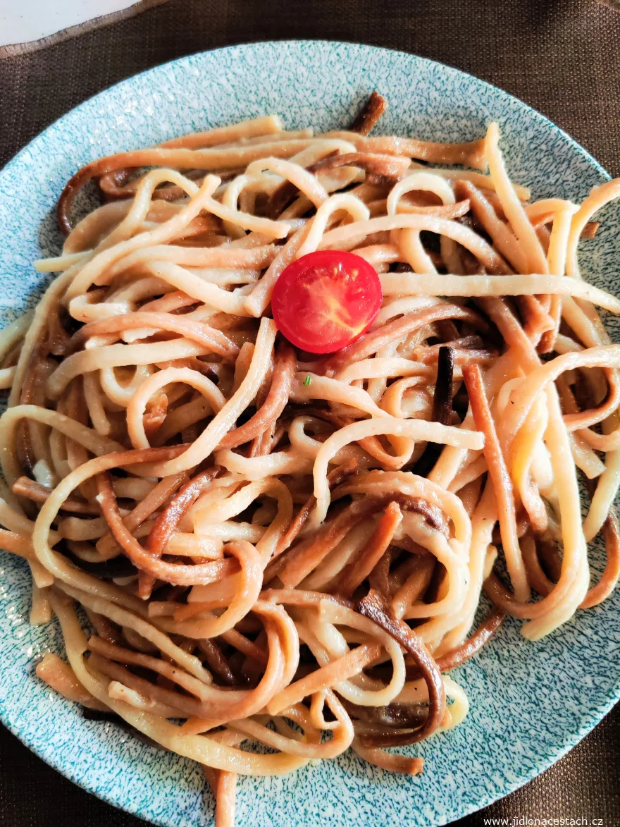 Armenian pasta arishta Armenian pasta arishta