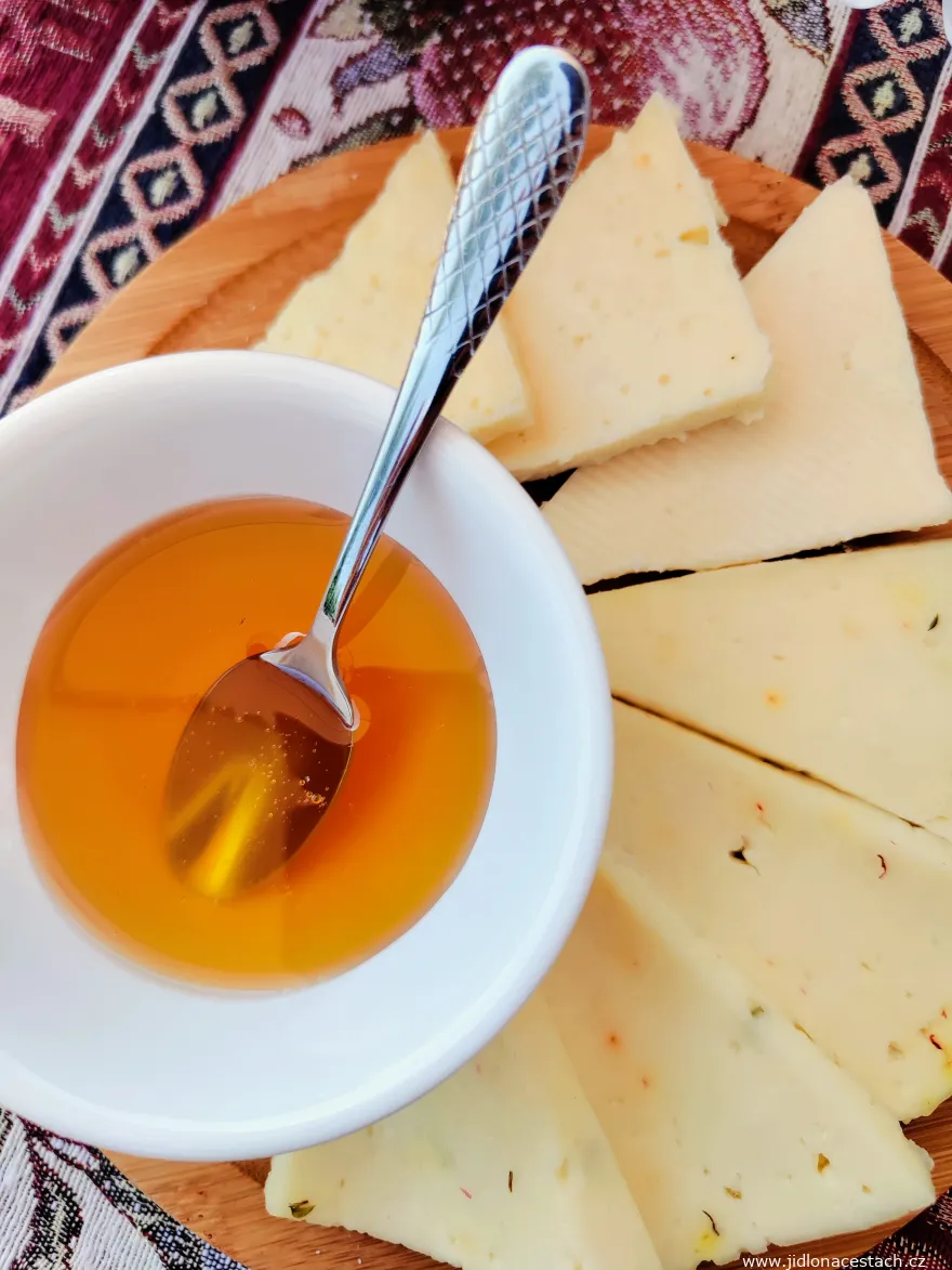 Armenian cheese chanakh with honey