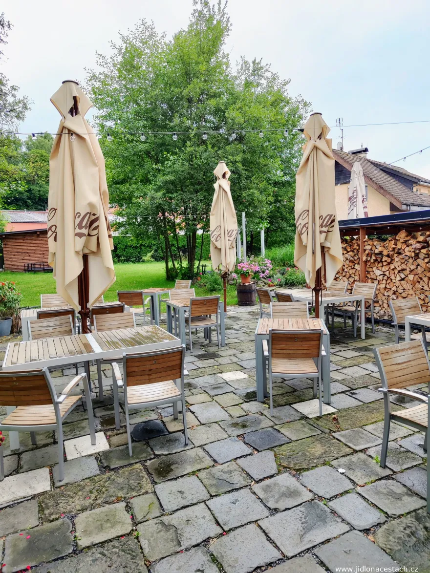 Zahrádka restaurace Villa Rosenaw Zahrádka restaurace Villa Rosenaw