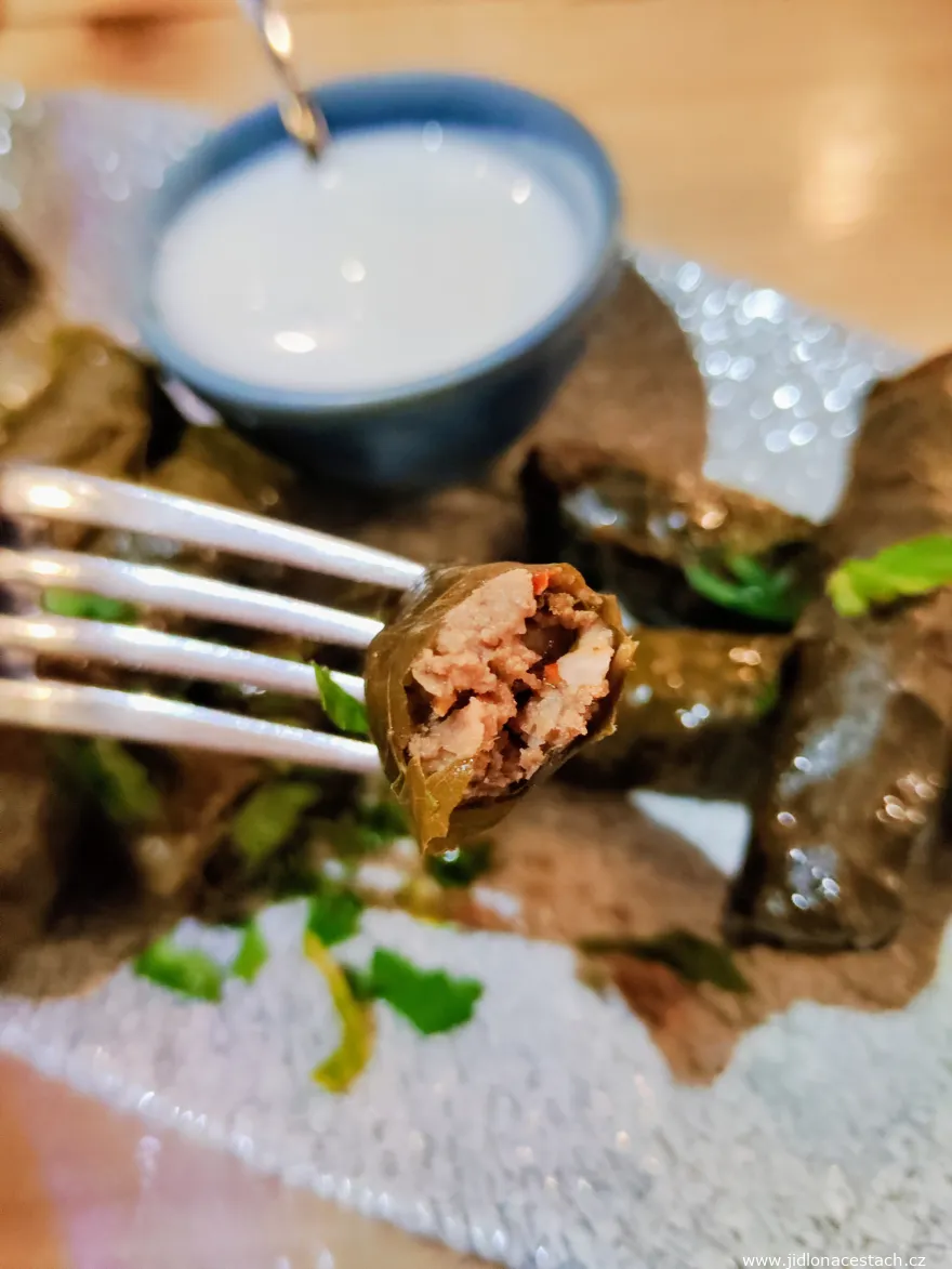 Arménská dolma (tolma) - detail obsahu závitku