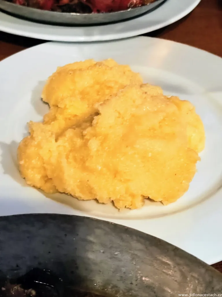 Mămăligă