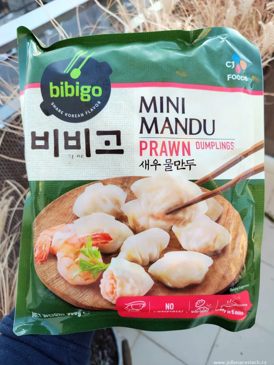 Mražené knedlíčky mandu plněné krevetami Mražené knedlíčky mandu plněné krevetami