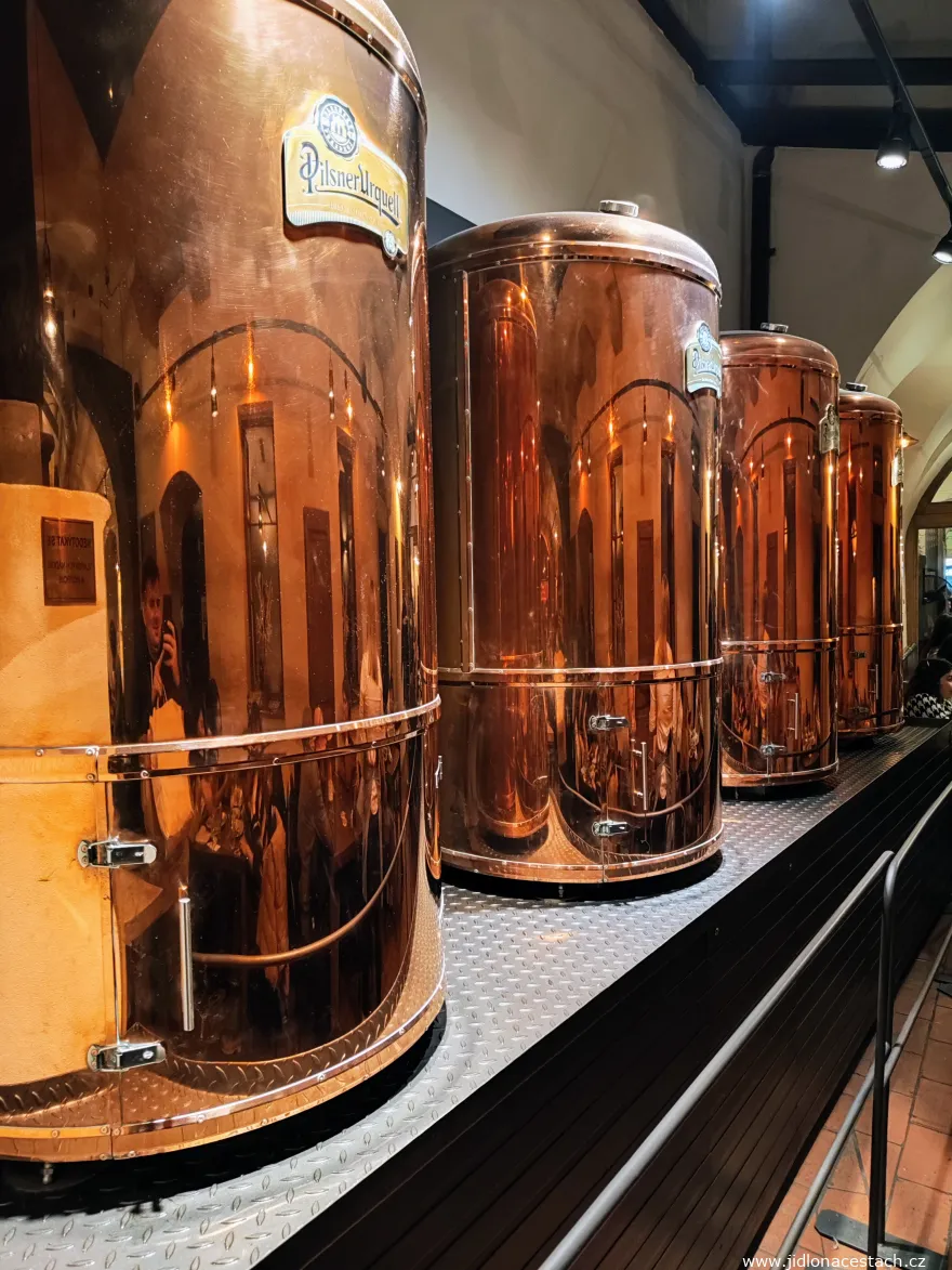 Restaurant Pork's: beer tanks at the entrance.