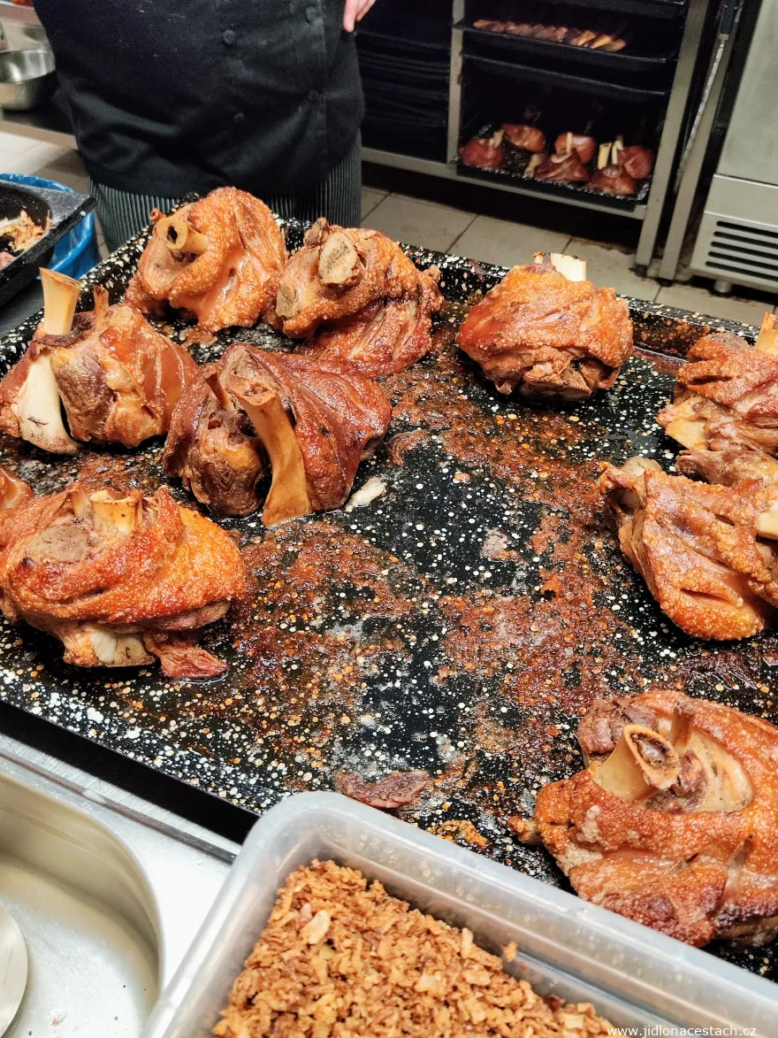 Restaurant Pork's: pork knuckles ready for serving.