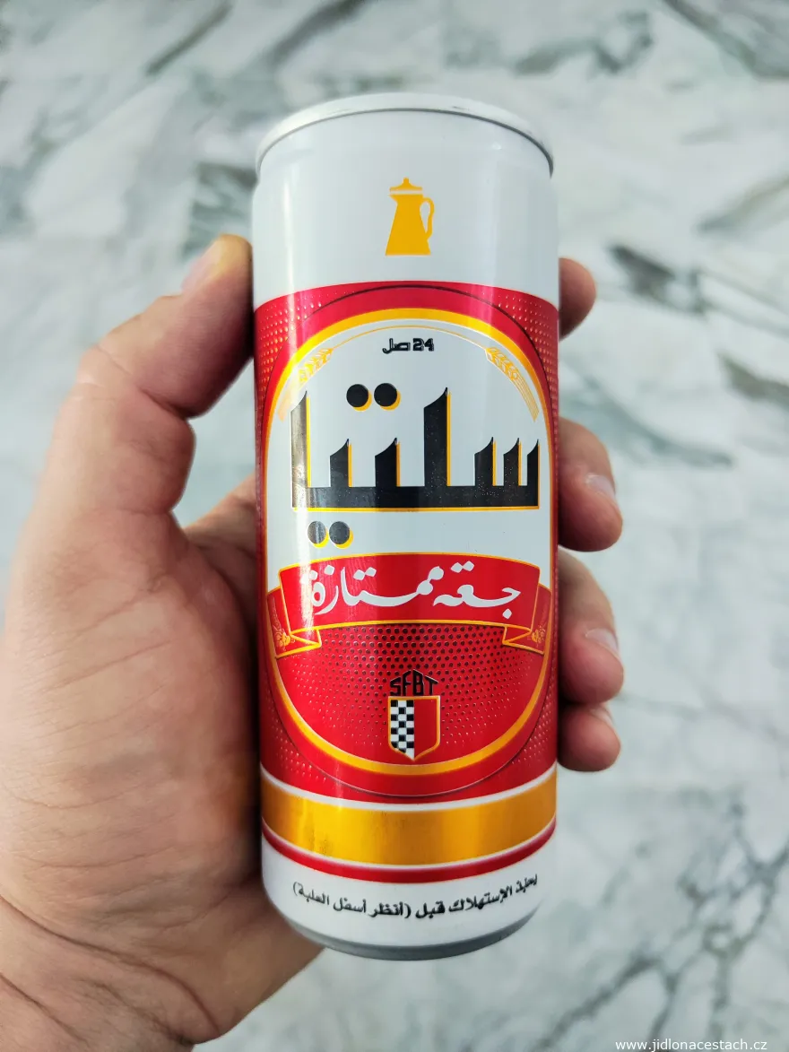 Tunesisches Bier Celtia, der arabische Teil des Etiketts. Tunesisches Bier Celtia, der arabische Teil des Etiketts.