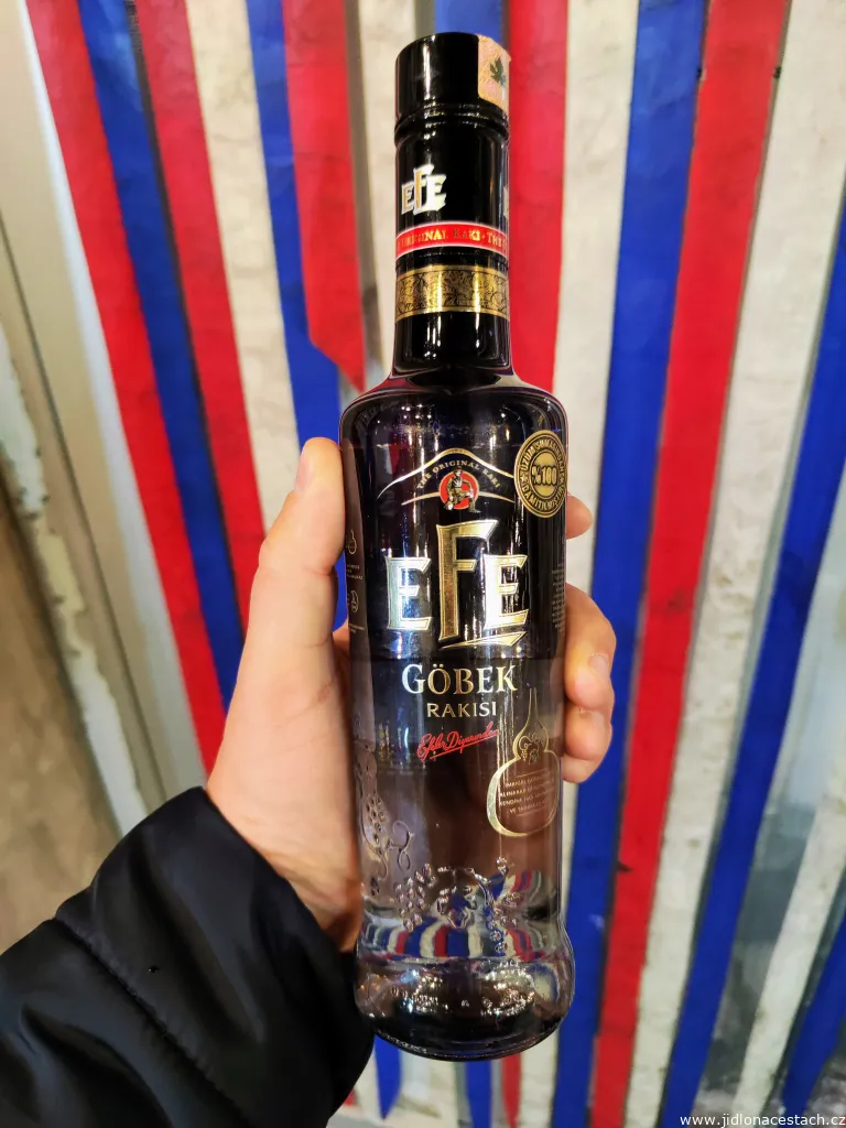 Rakı: Turkish national alcoholic drink. Efe Göbek Rakısı belongs to the premium options. Rakı: Turkish national alcoholic drink. Efe Göbek Rakısı belongs to the premium options.