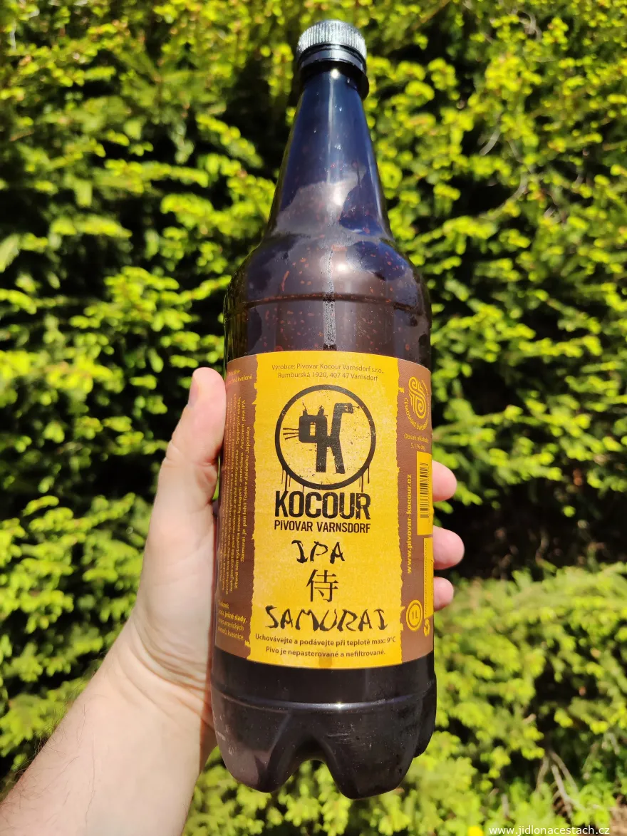 Bière tchèque IPA Samurai de la brasserie Kocour Varnsdorf. Bière tchèque IPA Samurai de la brasserie Kocour Varnsdorf.