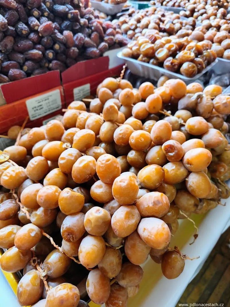 Frische Datteln auf einem irakischen Markt.