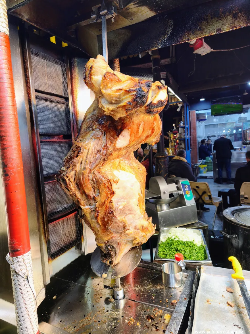 Iskan : mouton grillé.