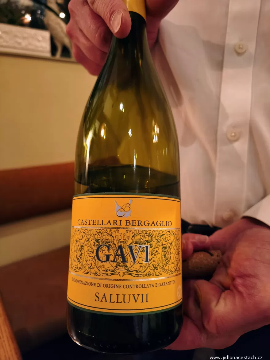 La Veranda: Gavi Salluvii from the Piedmont winery Castellari Bergaglio. La Veranda: Gavi Salluvii from the Piedmont winery Castellari Bergaglio.