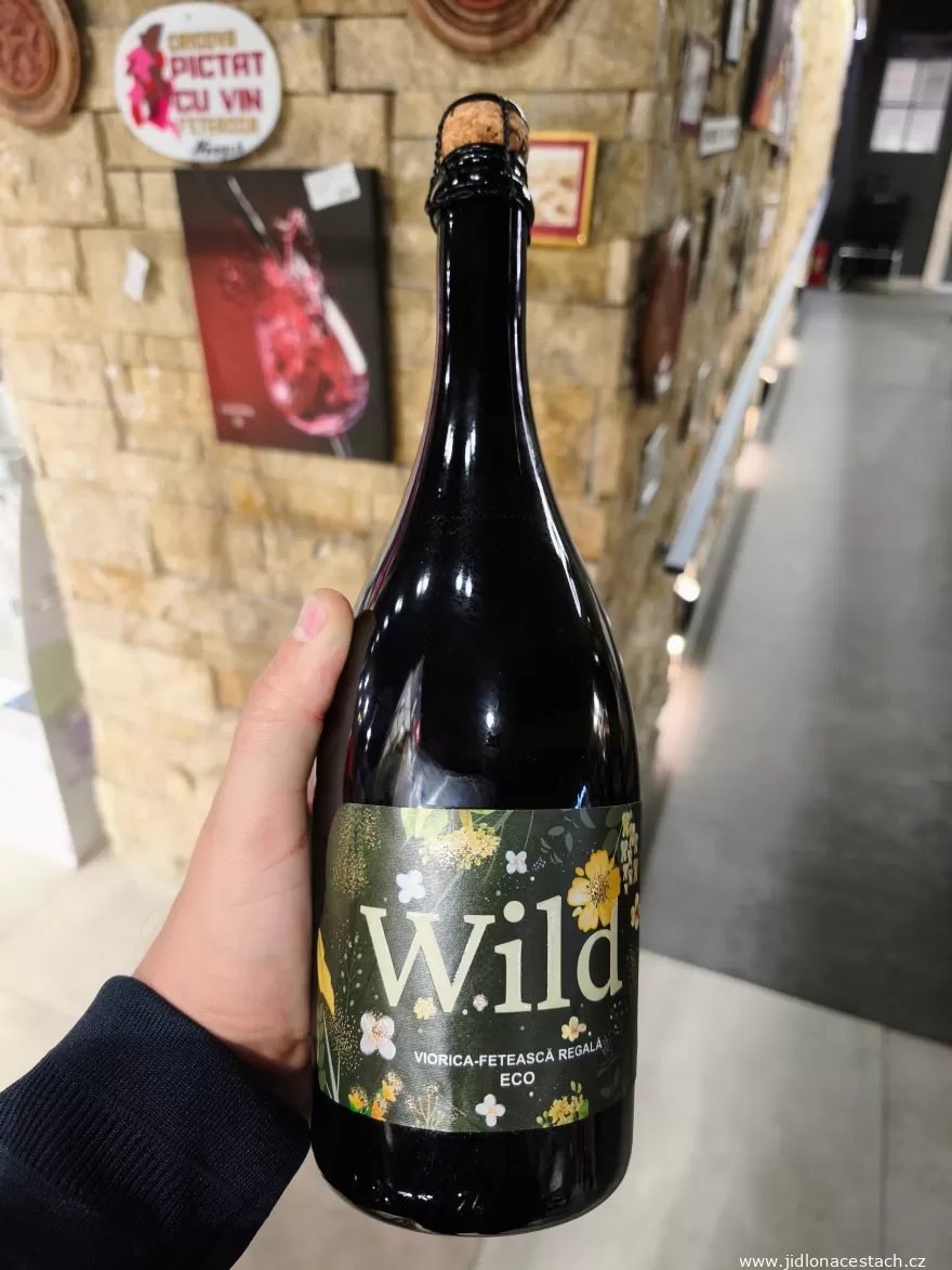 Cricova: o espumante biológico Wild das castas viorica e fetească regală.
