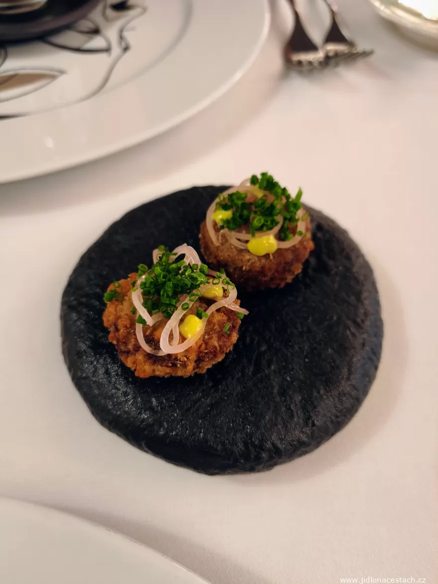 Beef croquette: the second amuse-bouche.