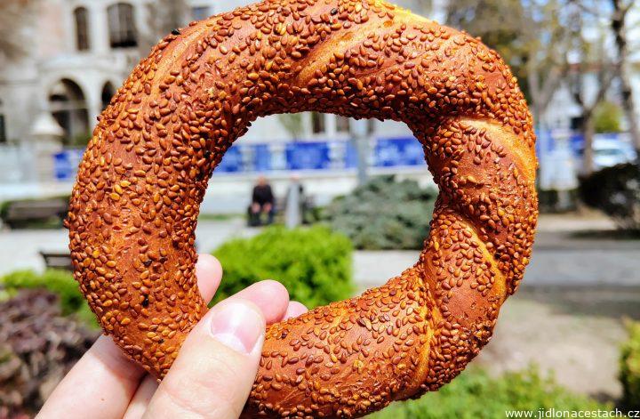 Simit: Traditional Turkish Pastry