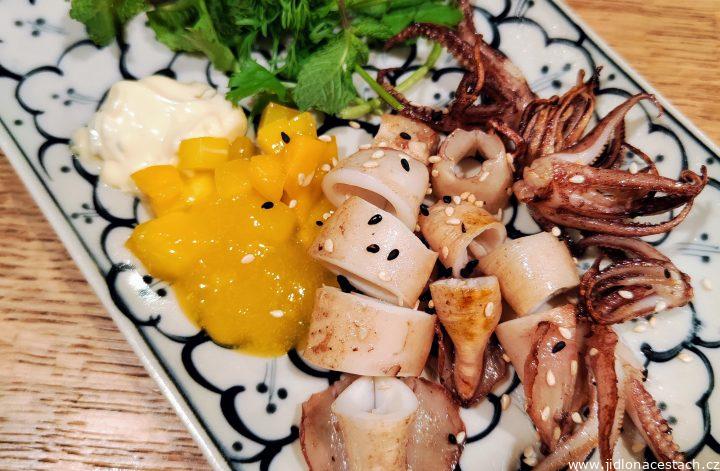 Vietnamská restaurace Rice Field, Praha: společné stolování po vietnamsku