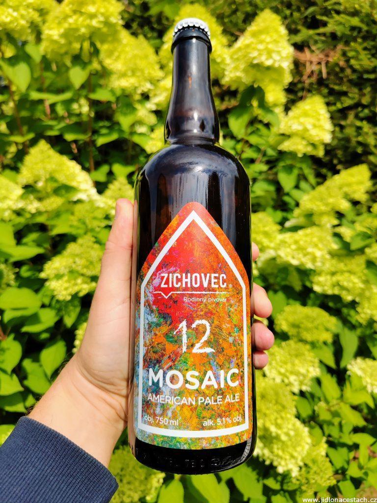 České pivo Mosaic APA z pivovaru Zíchovec. České pivo Mosaic APA z pivovaru Zíchovec.