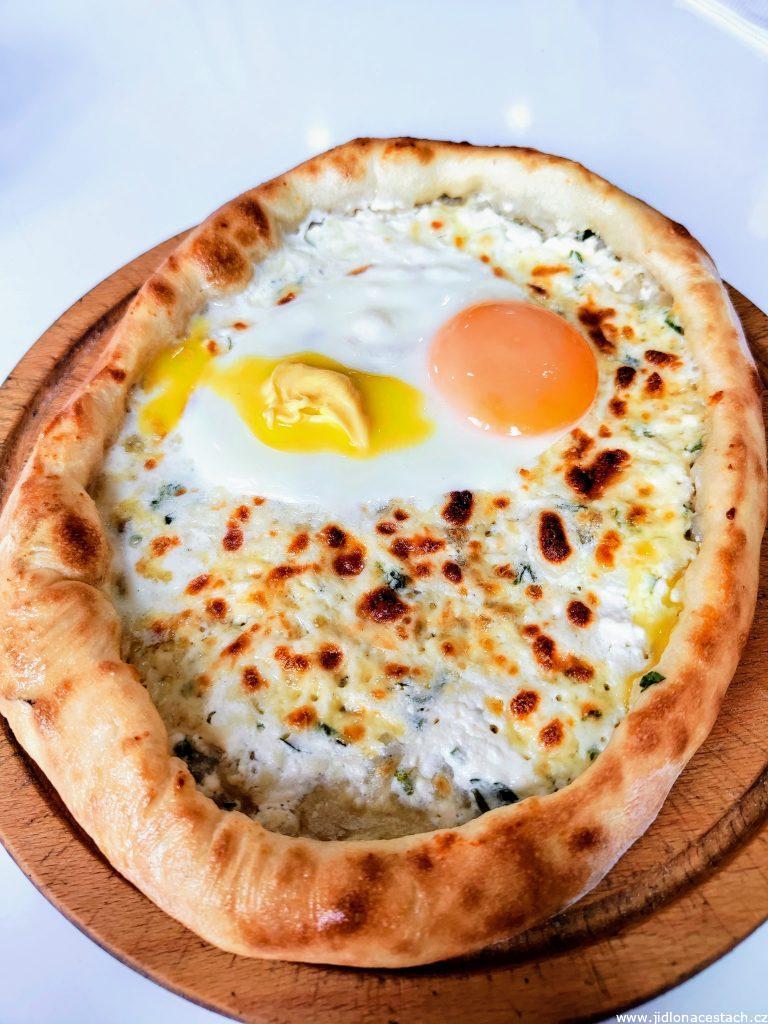 Trabzon pidesi: a Turkish savory boat-shaped pie.