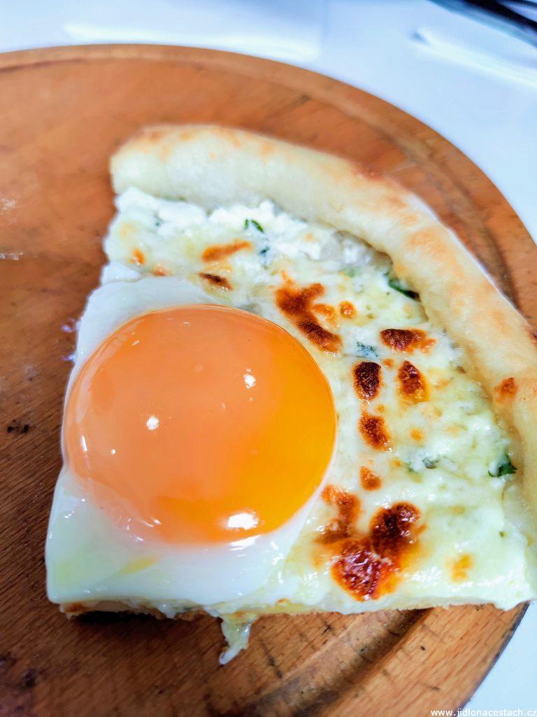 Trabzon pidesi: the egg yolk is often completely runny, as in this case.