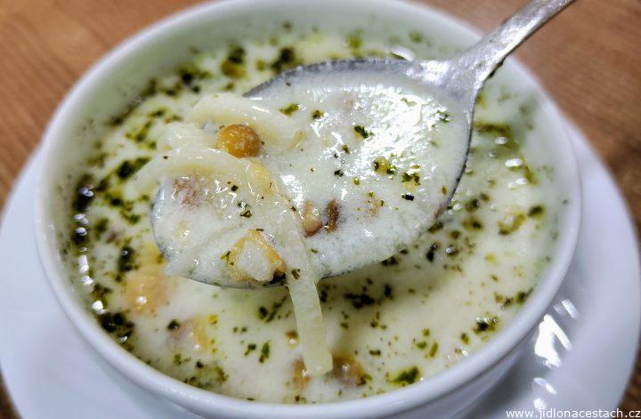 Yayla çorbası: turecká jogurtová polévka